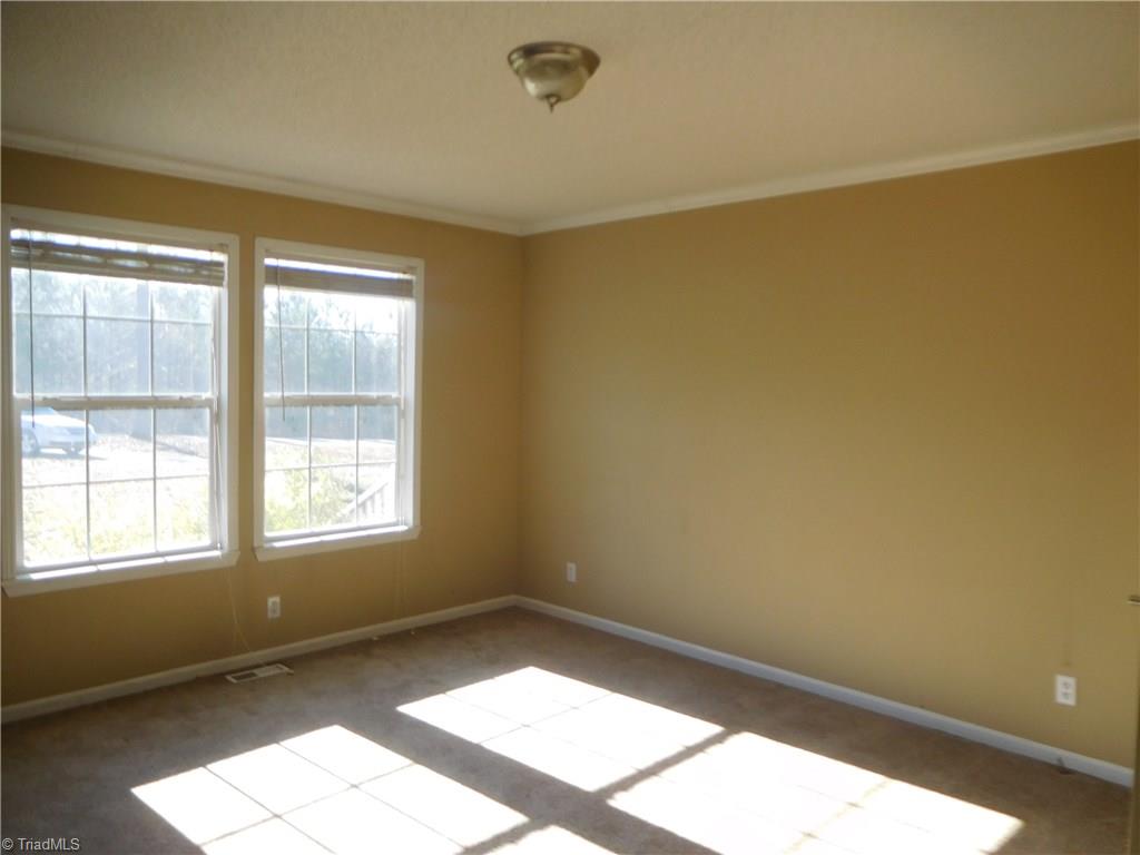 2560 Staleys Farm Road Asheboro, NC 27205 - Photo 7 of 17 Gallery Image 7