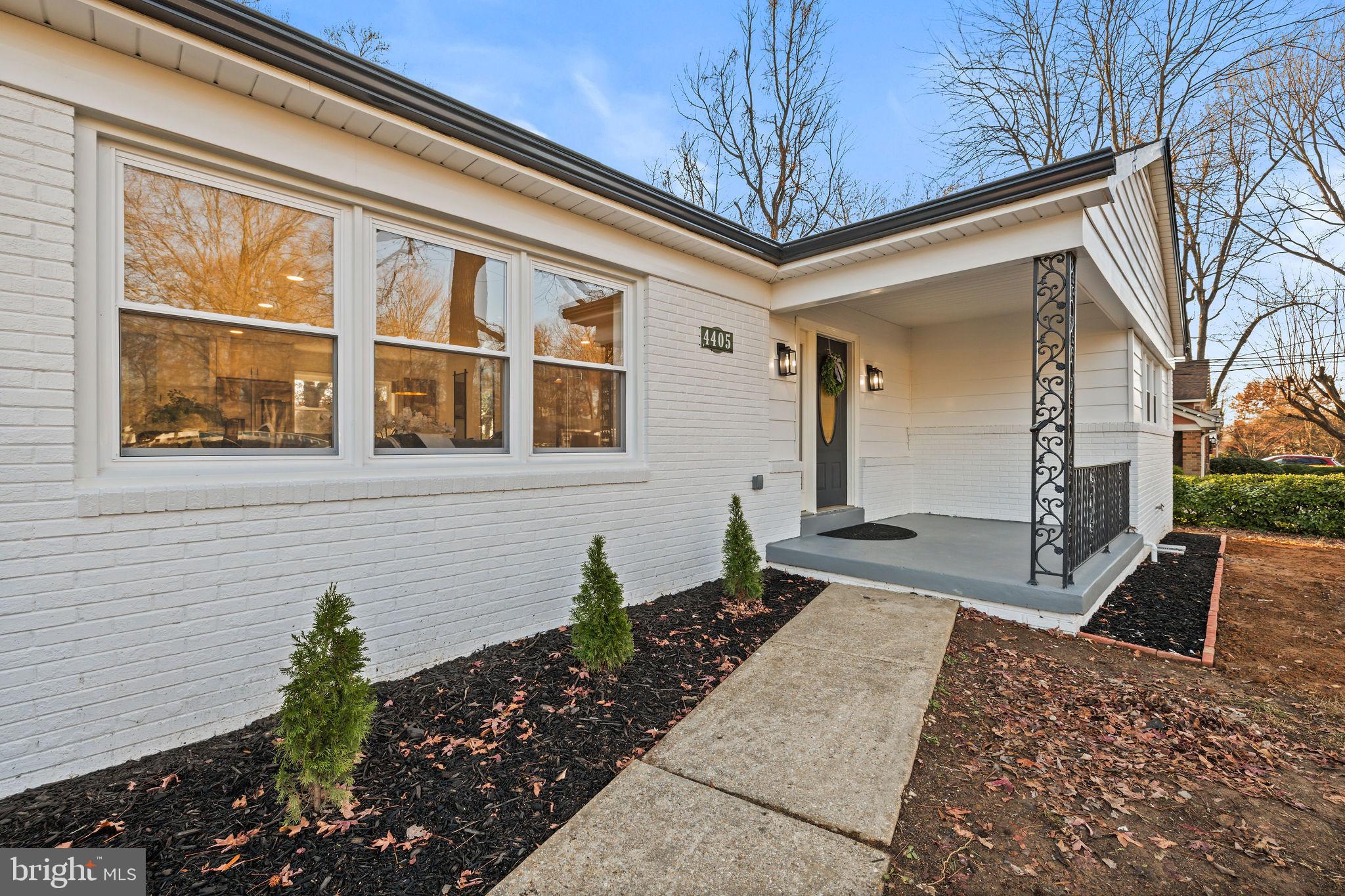 4405 Laurel Road Alexandria, VA 22309 - Photo 3 of 53