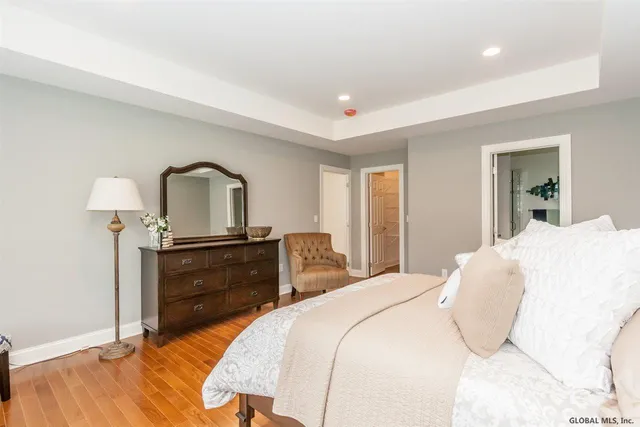 $642,100 | 91 Lakepointe Way, Saratoga Springs, NY 12866