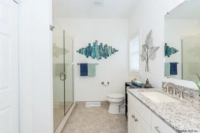 $642,100 | 91 Lakepointe Way, Saratoga Springs, NY 12866