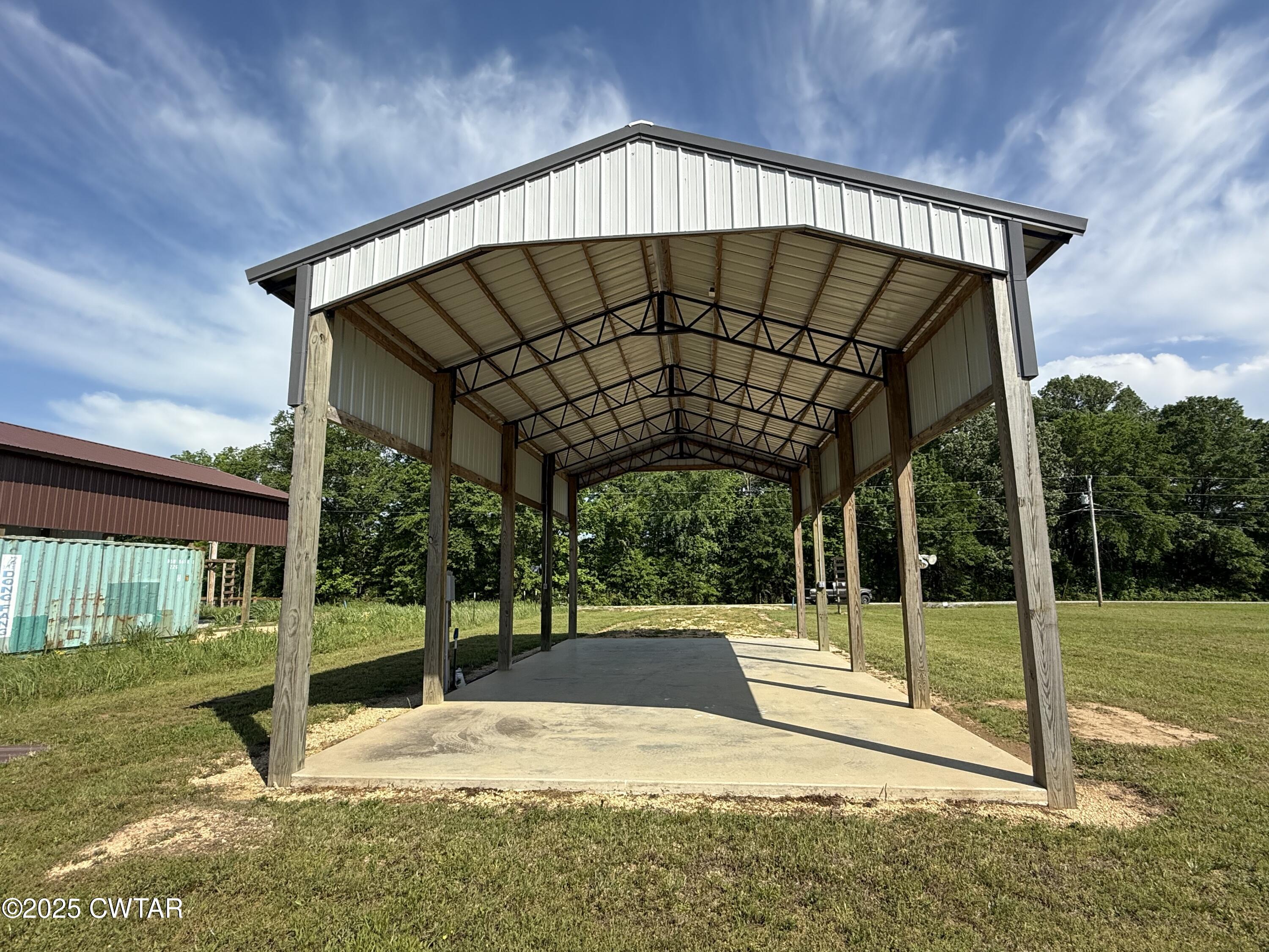 2857 Hardin Bottom River Road Clifton, TN 38425 - Photo 5 of 12 a view of outdoor space