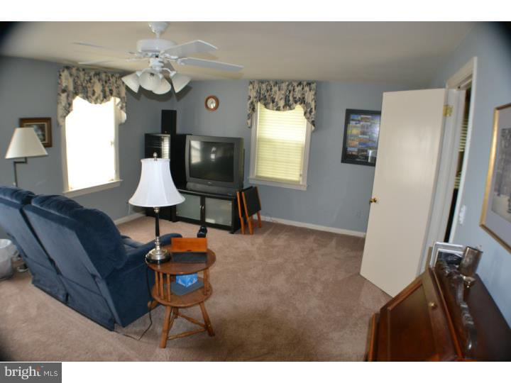 21 West Golf View Road Havertown, PA 19083 - Photo 16 of 23 Bedroom - Main
