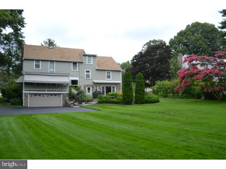 21 West Golf View Road Havertown, PA 19083 - Photo 4 of 23 Exterior Back