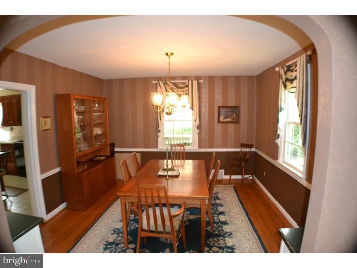 21 West Golf View Road Havertown, PA 19083 - Photo 9 of 23 Dining Room