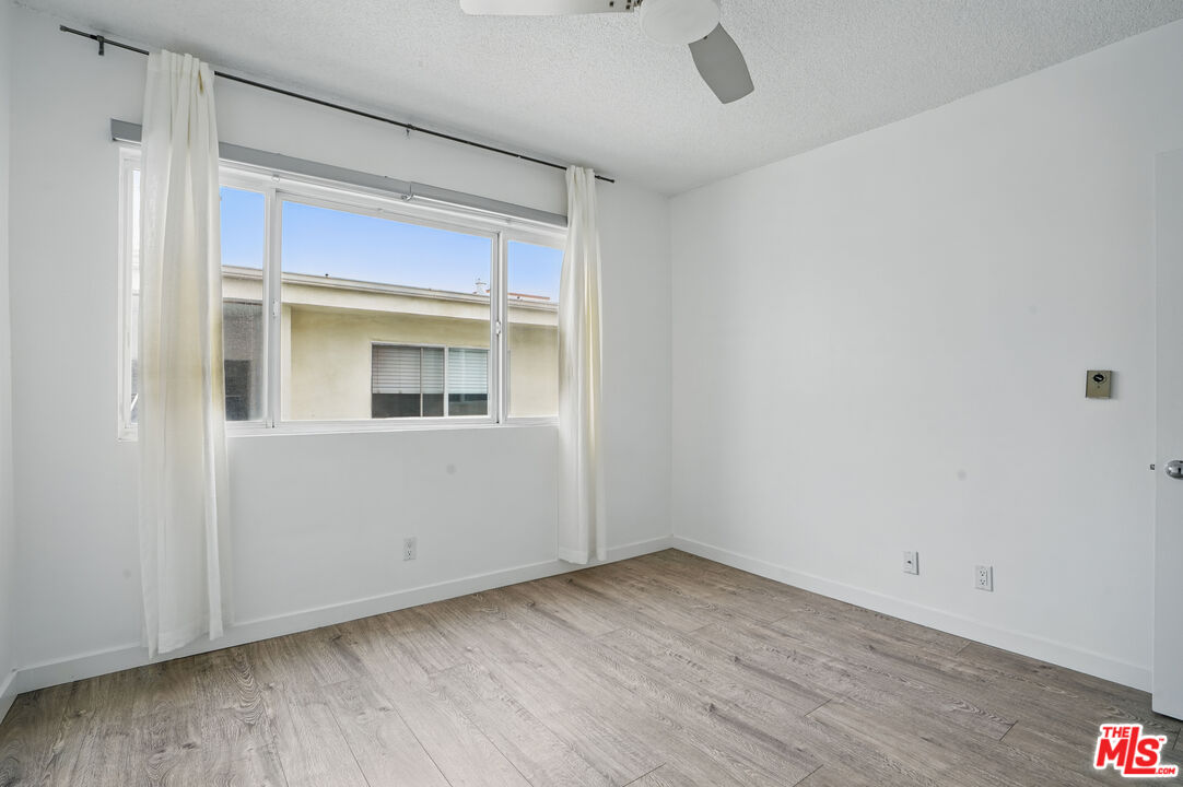 930 3rd Street, Unit 303 Santa Monica, CA 90403 - Photo 30 of 39
