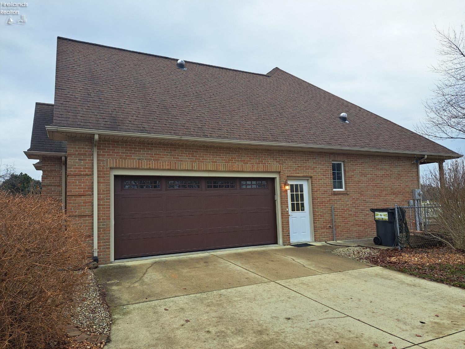 3931 Napoleon Road Fremont, OH 43420 - Photo 3 of 43 Gallery Image 3