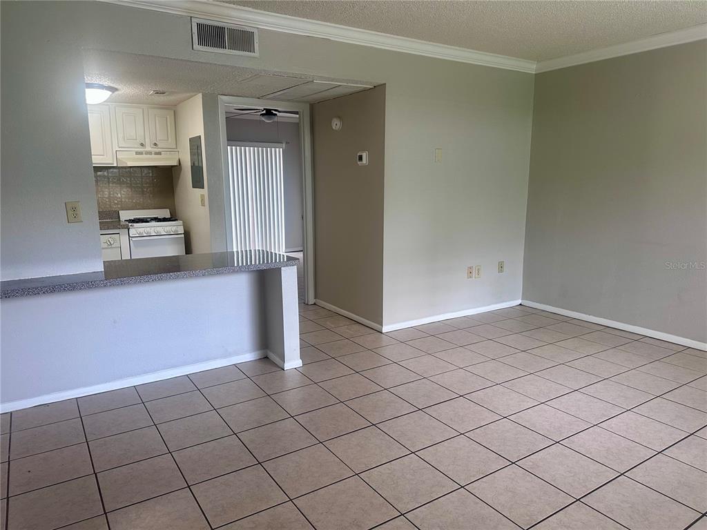 129 Blue Pointe Way, Unit 150 Altamonte Springs, FL 32701 - Photo 2 of 22