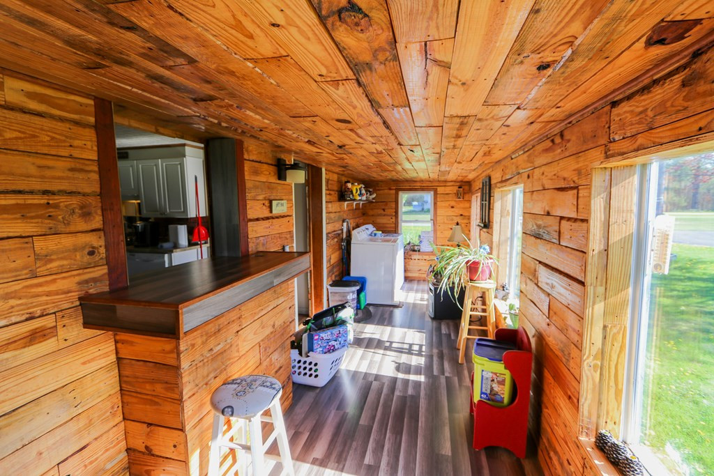 1682 Ridge Road Champlain, NY 12919 - Photo 5 of 16 Gallery Image 5