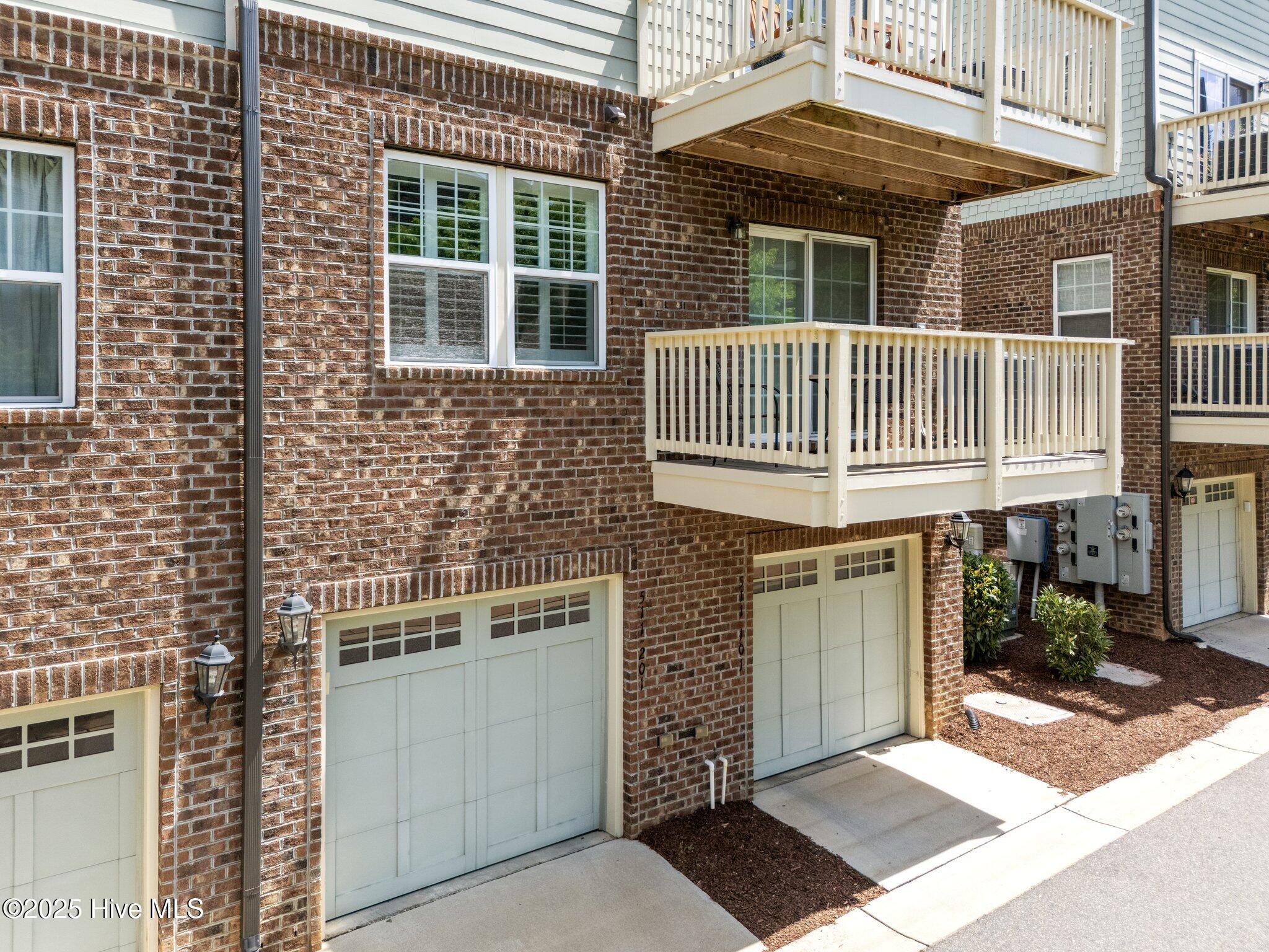 511 North Person Street, Unit 101 Raleigh, NC 27604 - Photo 35 of 37 38-web-or-mls-DJI_20250421134618_0755_D