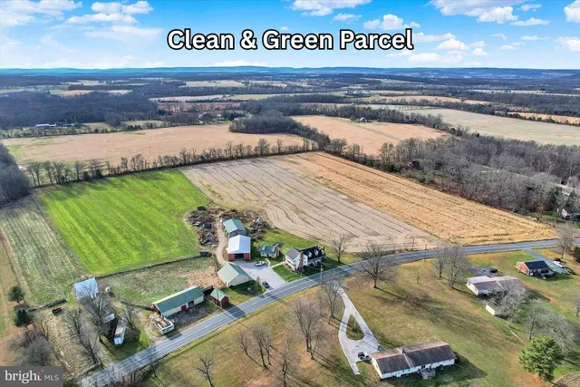 $1,099,000 | 2894 Oxford Road, New Oxford, PA 17350