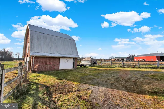 $1,100,000 | 2894 Oxford Road, New Oxford, PA 17350