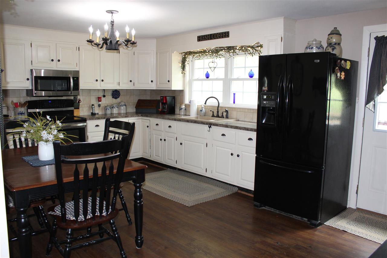 574 Coulter Road Shaftsbury, VT 05257 - Photo 16 of 32 Gallery Image 16