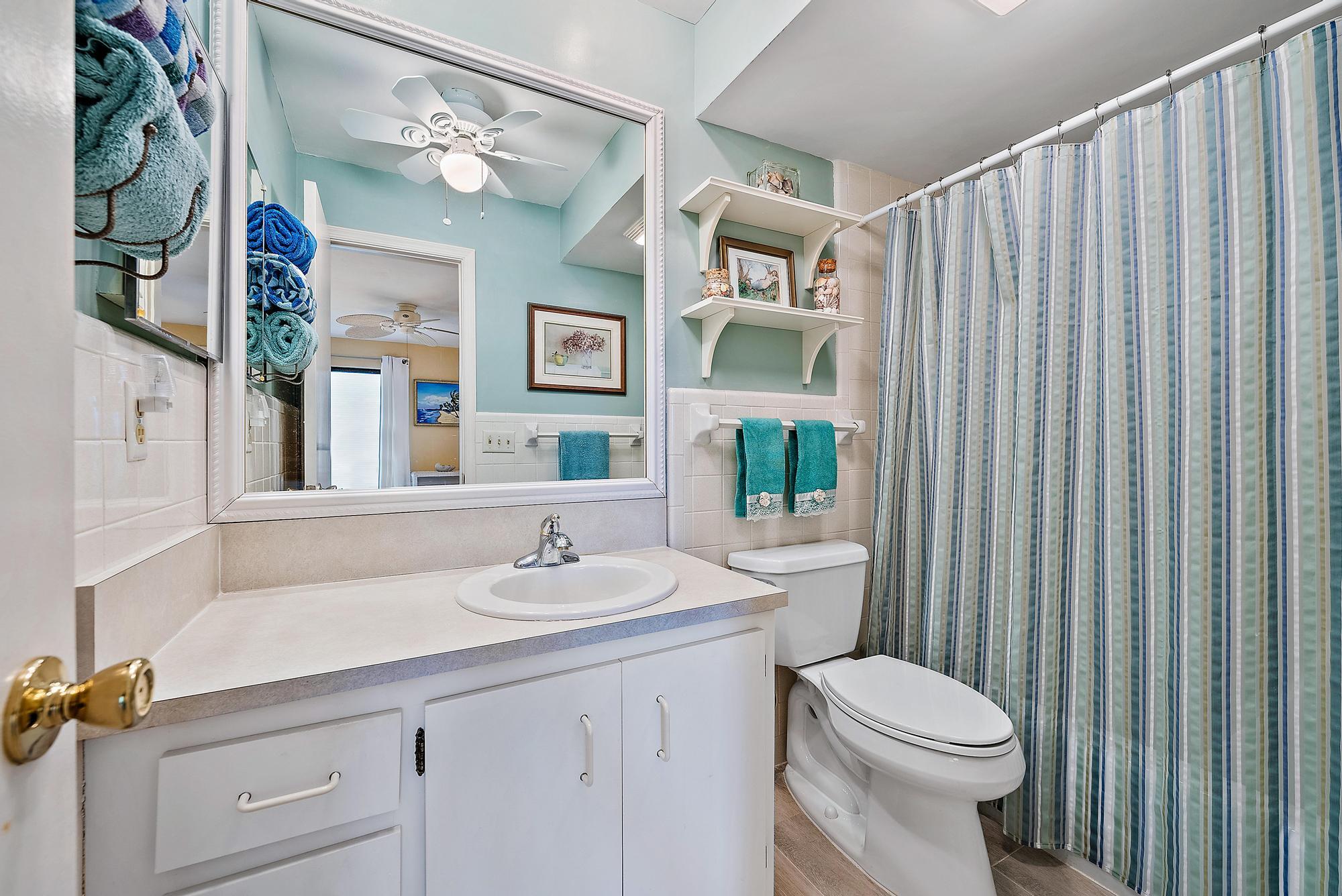 755 Saturn Street, Unit E106 Jupiter, FL 33477 - Photo 15 of 26 Full Bathroom