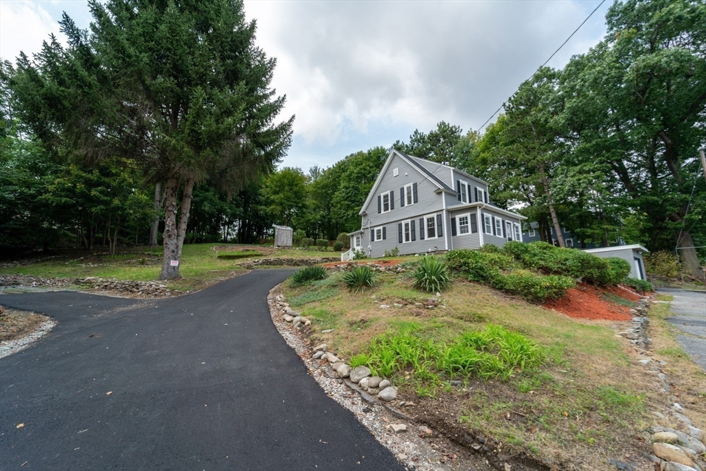 45 Goldthwaite Road Worcester, MA 01605 - Photo 2 of 27 Gallery Image 2