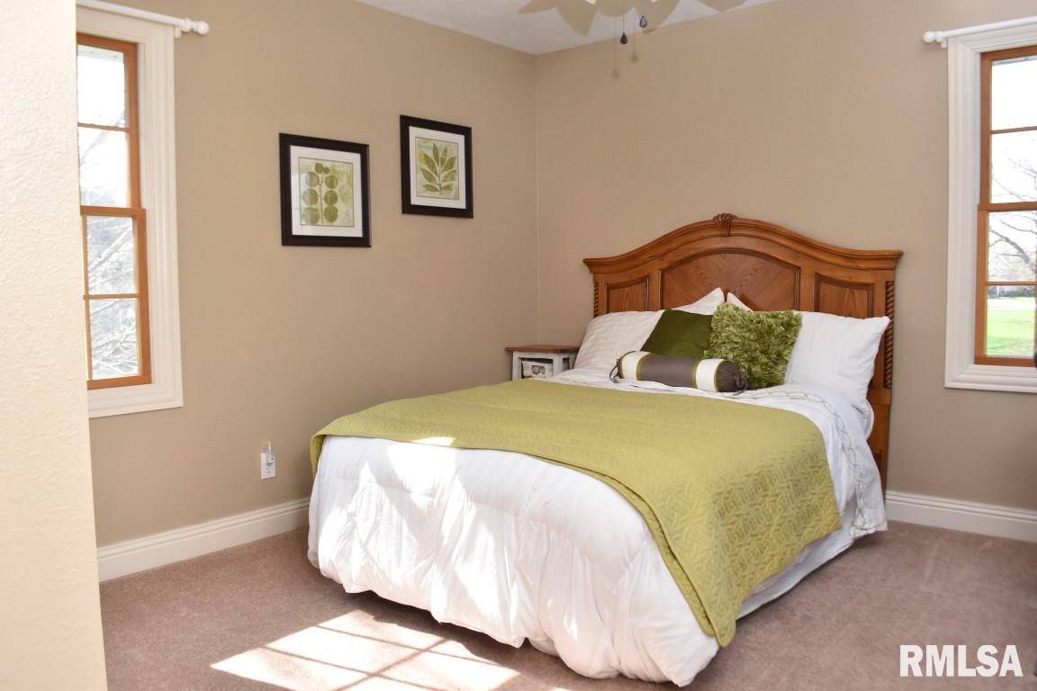 10 Hunters Way Washington, IL 61571 - Photo 18 of 33 Gallery Image 18