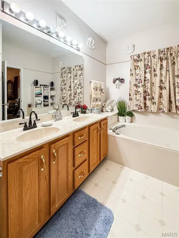 $435,000 | 1026 Thornbury Place, O'Fallon, IL 62269