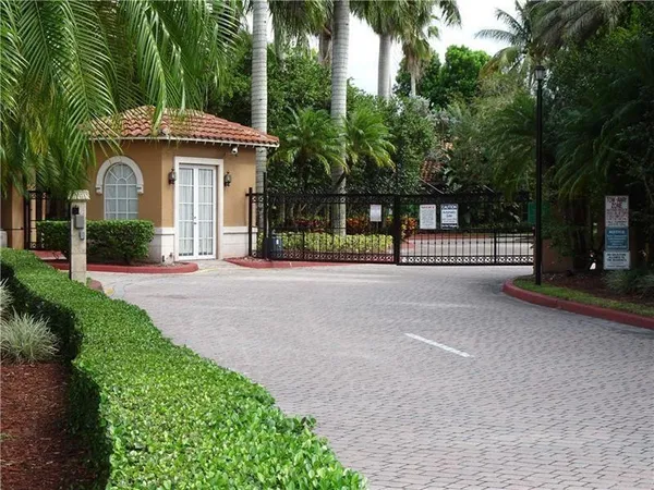 $2,600 | 4816 Highway 7, Unit 11203, Coconut Creek, FL 33073