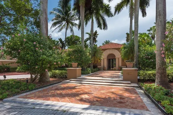 $2,600 | 4816 Highway 7, Unit 11203, Coconut Creek, FL 33073