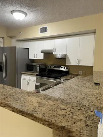 $2,600 | 4816 Highway 7, Unit 11203, Coconut Creek, FL 33073