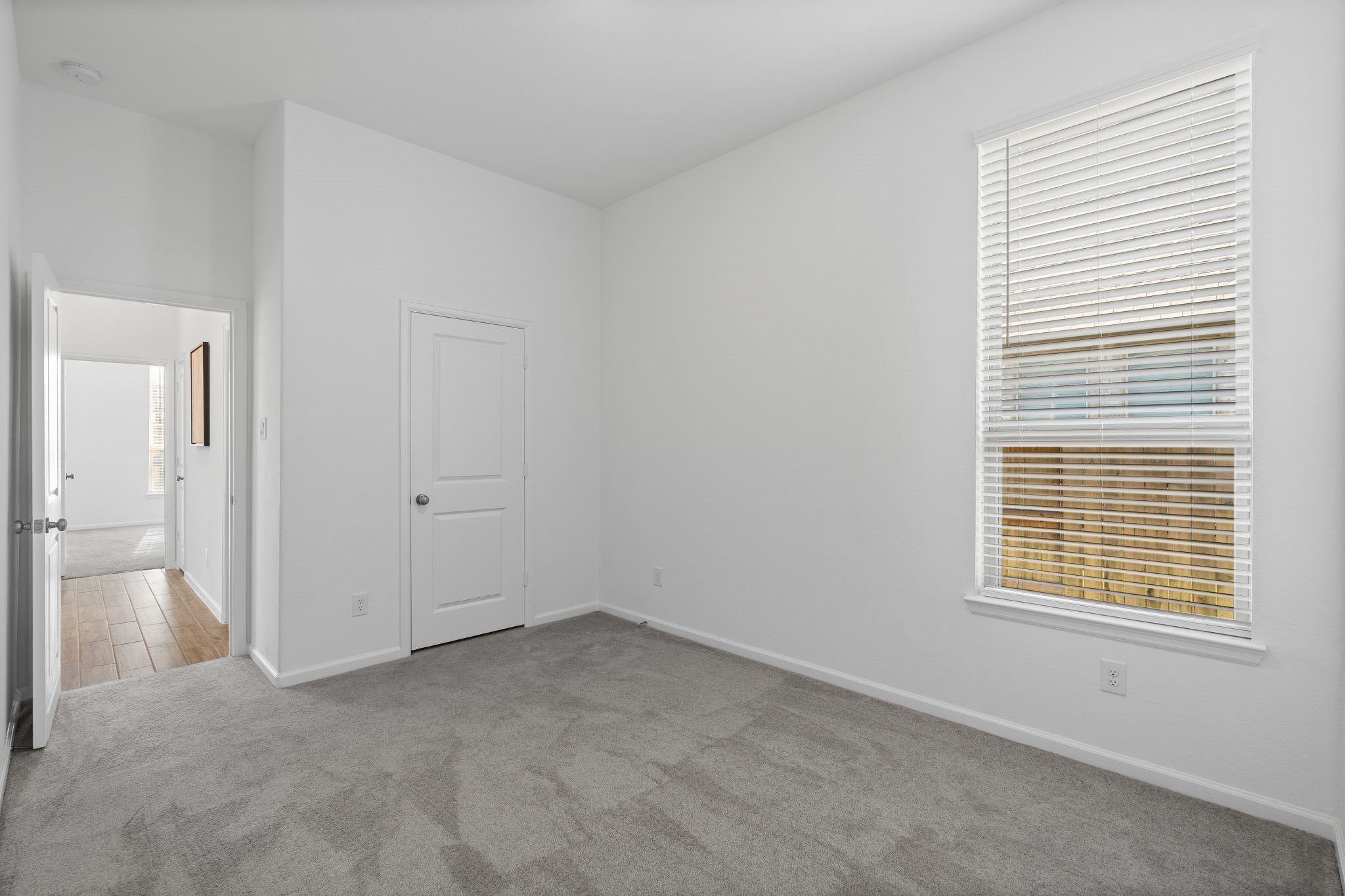 3612 Paloma Fls Lane Rosenberg, TX 77469 - Photo 16 of 49 an empty room with a window