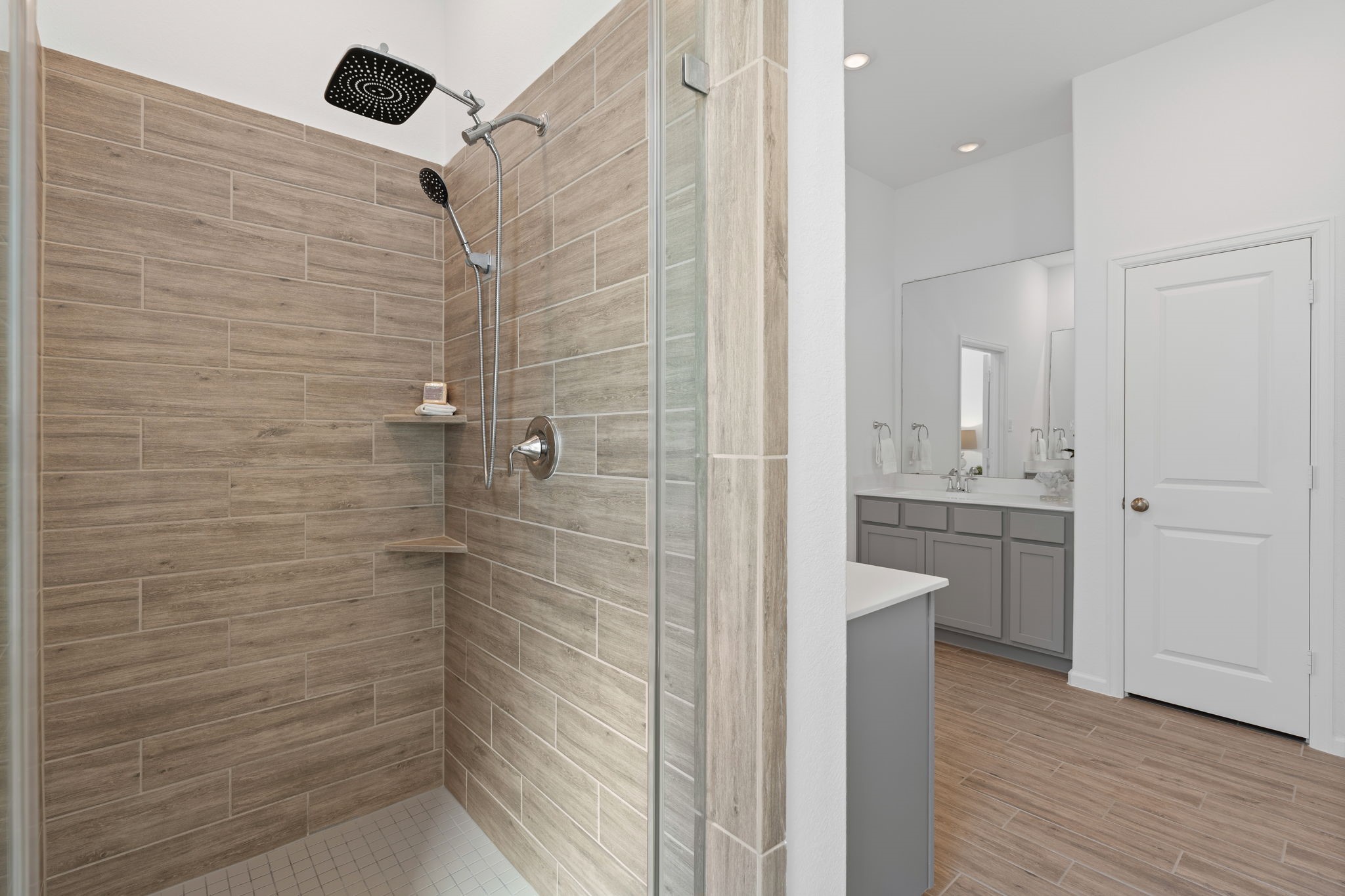 3612 Paloma Fls Lane Rosenberg, TX 77469 - Photo 34 of 49 a bathroom with a shower