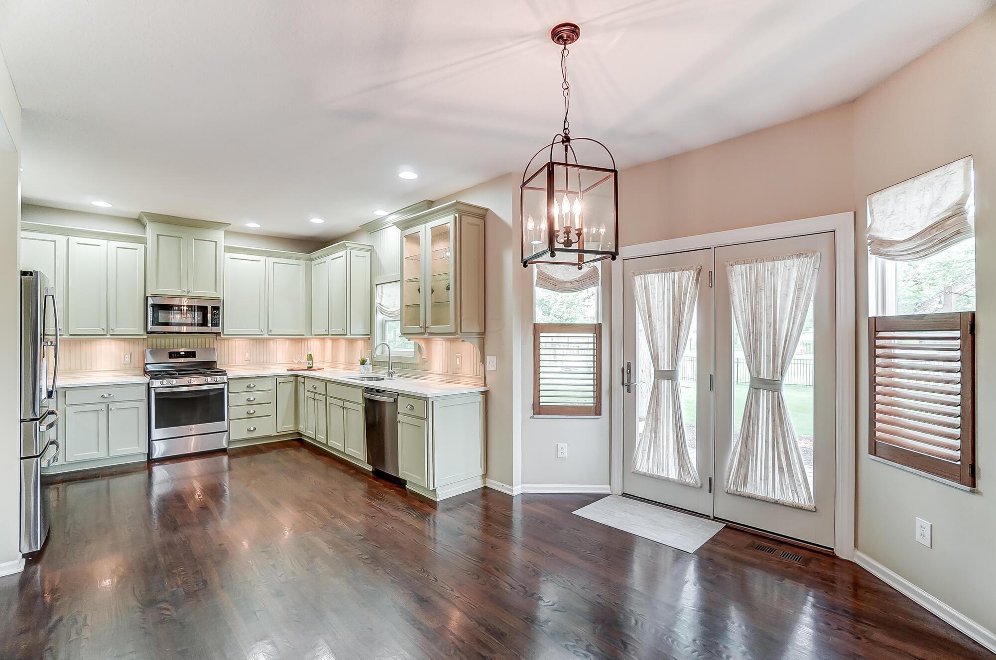 7440 Rolling Ridge Way Westerville, OH 43082 - Photo 17 of 85 Kitchen