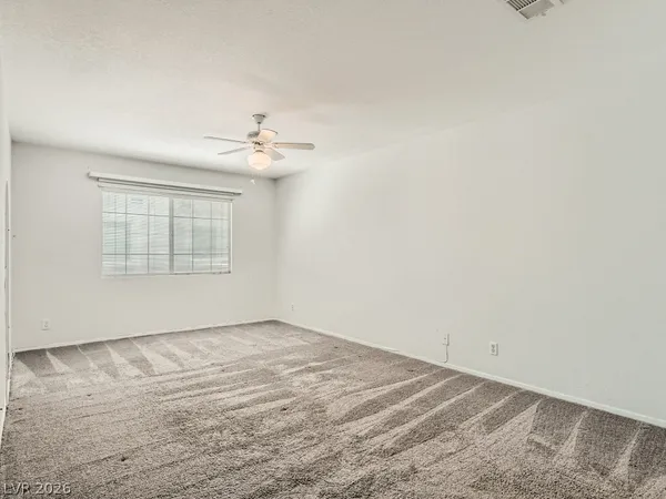 $1,995 | 1044 Grammy Drive, Las Vegas, NV 89145