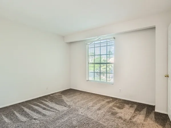 $1,995 | 1044 Grammy Drive, Las Vegas, NV 89145