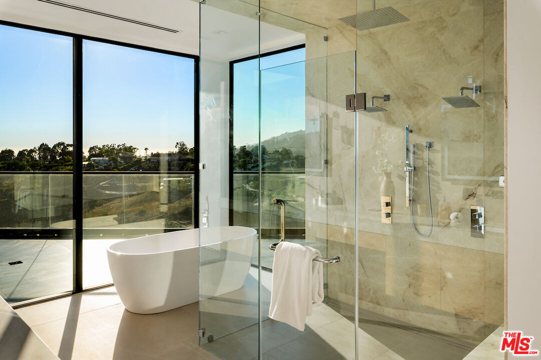 5931 Kanan Dume Road Malibu, CA 90265 - Photo 34 of 55
