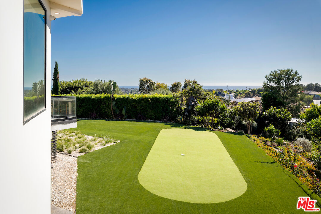 5931 Kanan Dume Road Malibu, CA 90265 - Photo 46 of 51