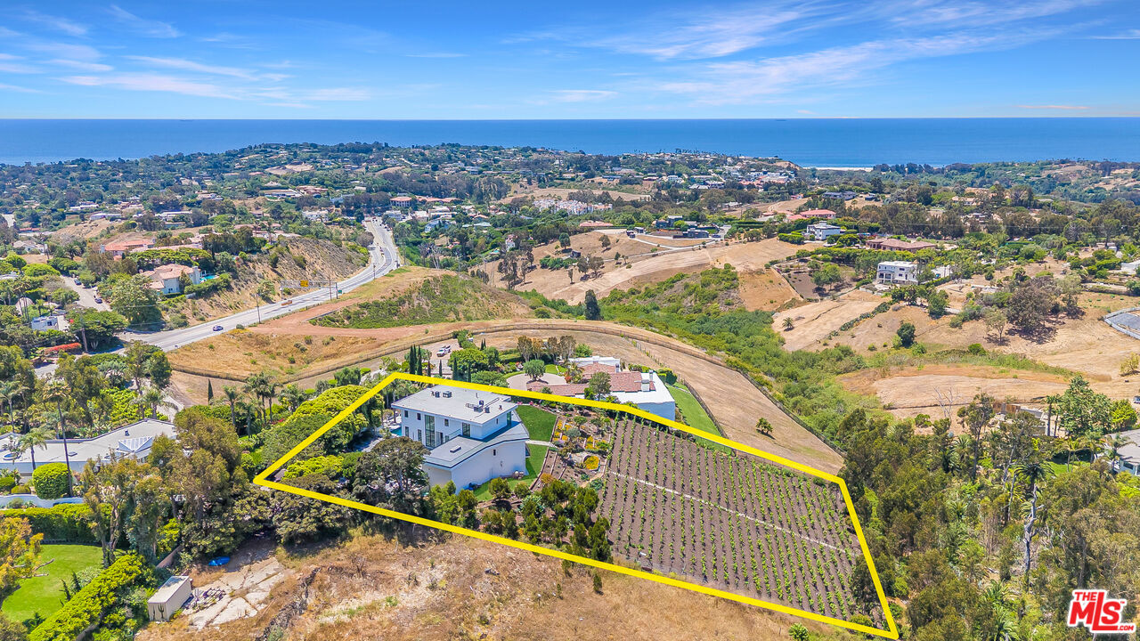 5931 Kanan Dume Road Malibu, CA 90265 - Photo 52 of 53 an aerial view of a house