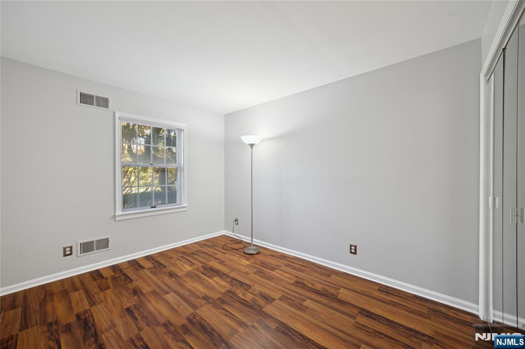 70 Harristown Road, Unit 1 Fair Lawn, NJ 07410 - Photo 13 of 21