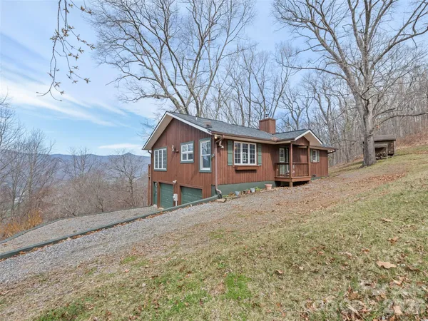 $749,000 | 415 Treetop Lane, Waynesville, NC 28785