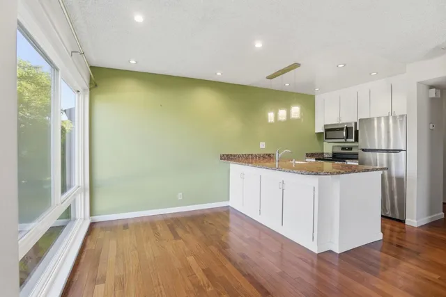 $635,000 | 707 Fathom Drive, Unit 212, San Mateo, CA 94404