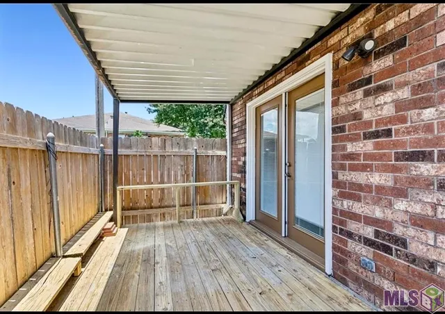 $1,700 | 3320 North Arnoult Road, Unit 111, Metairie, LA 70002