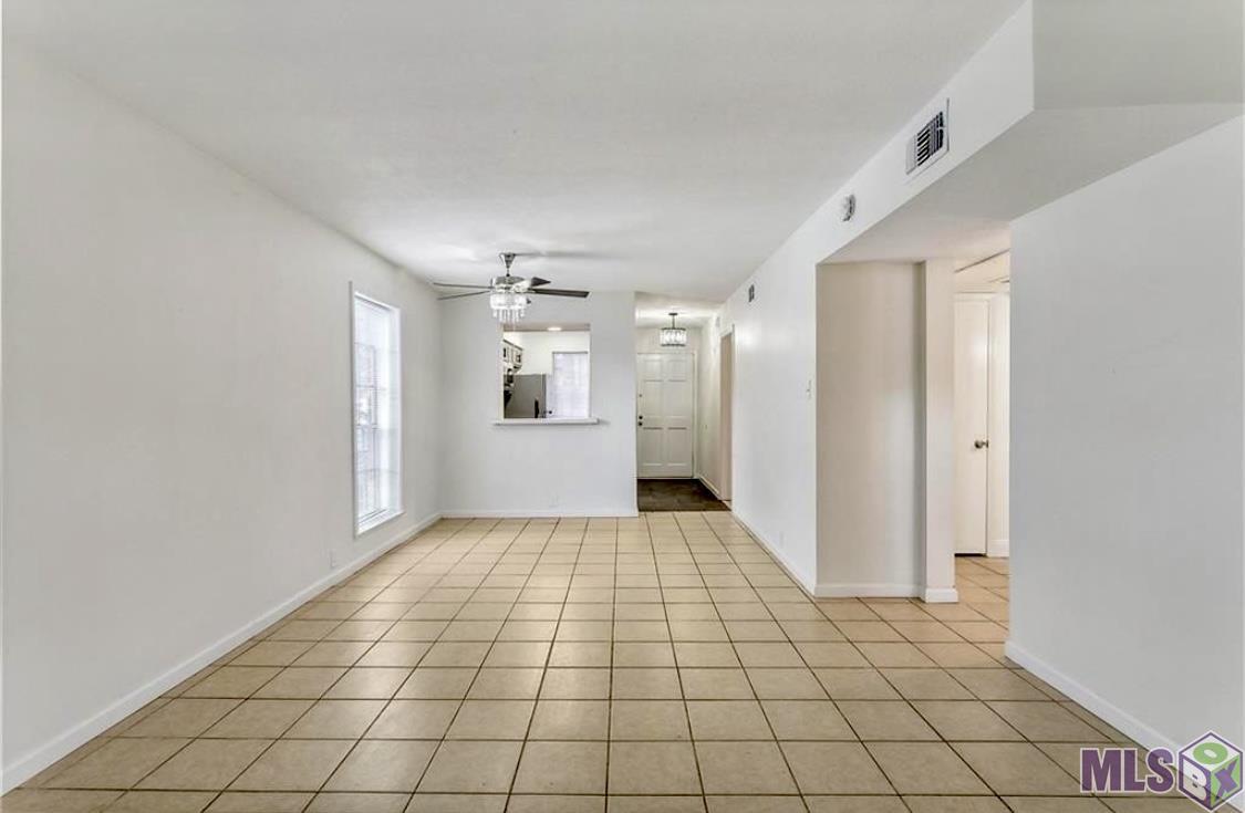 3320 North Arnoult Road, Unit 111 Metairie, LA 70002 - Photo 3 of 15