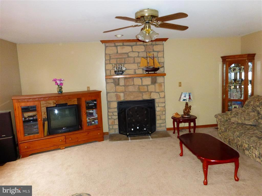 505 Piney Point Road Perryville, MD 21903 - Photo 16 of 27 Family Room