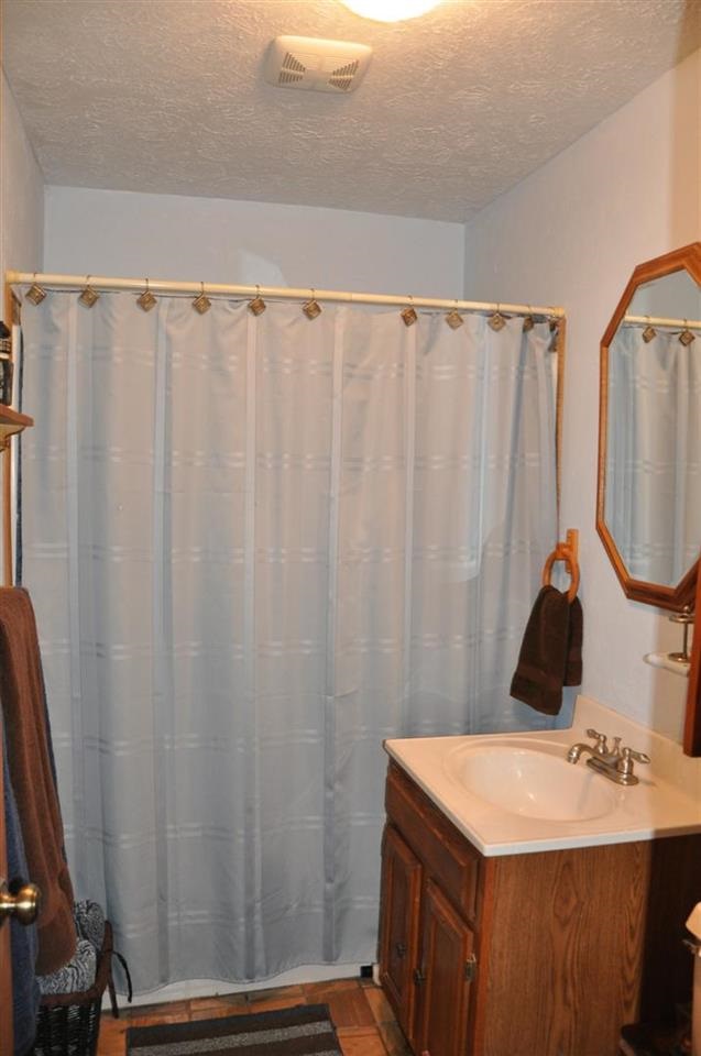 1600 West New Hope Road Boonville, IN 47601 - Photo 10 of 30 Gallery Image 10