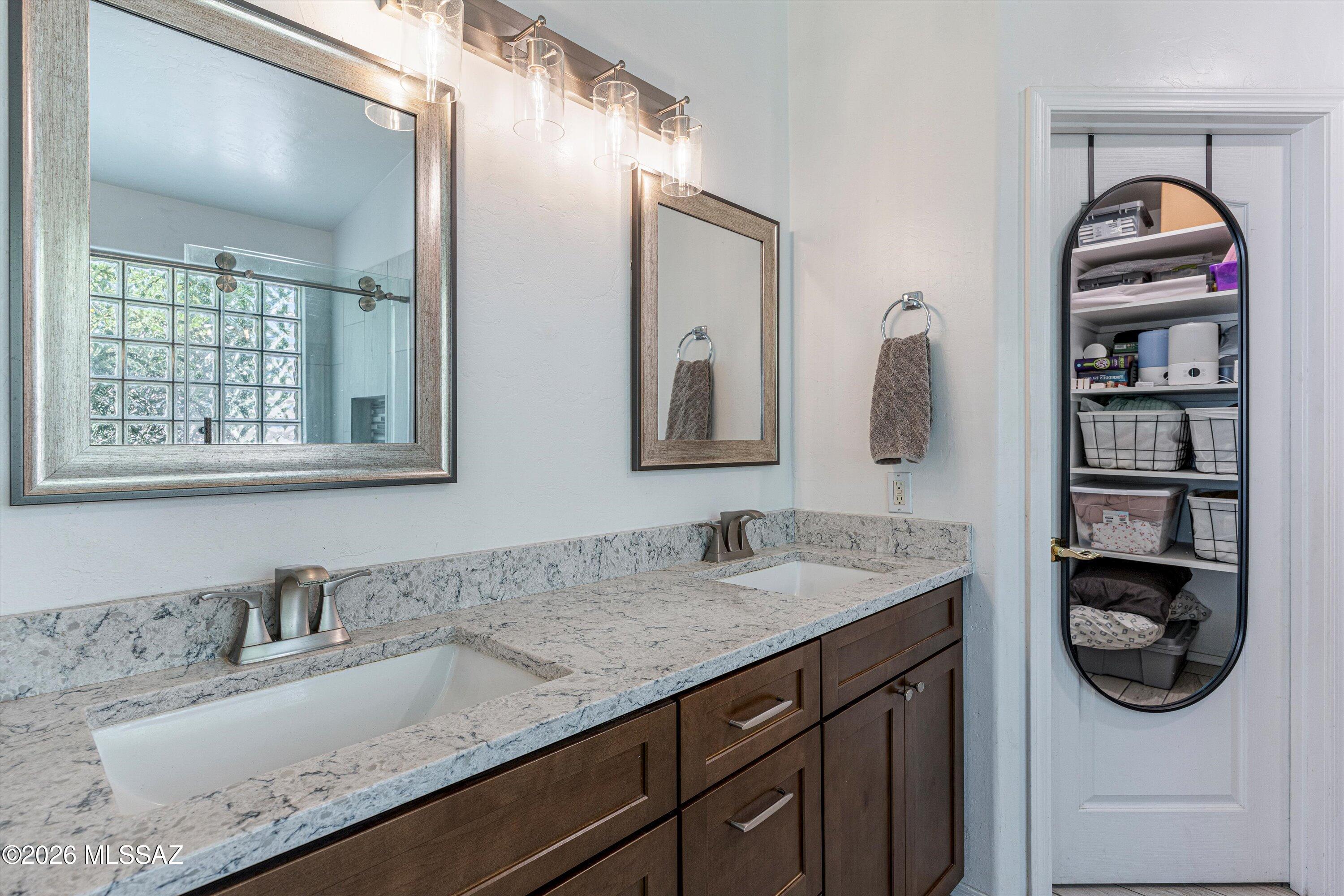356 West Plateau Road Tucson, AZ 85737 - Photo 20 of 38