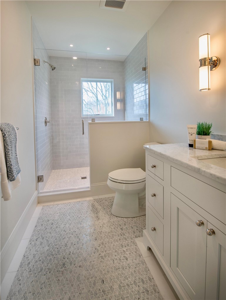 19 Sea Ridge Drive Narragansett, RI 02874 - Photo 29 of 41