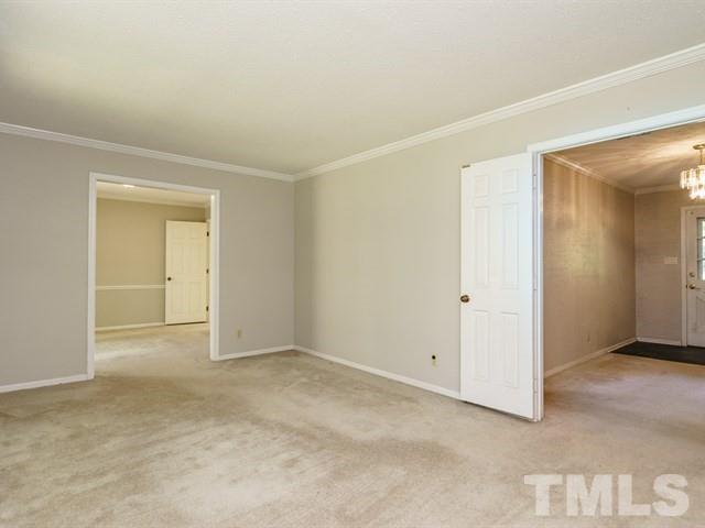 2313 Wheeler Road Raleigh, NC 27612 - Photo 6 of 25