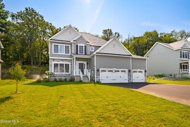 $749,900 | 40 Waterford Avenue East, Colonie, NY 12110