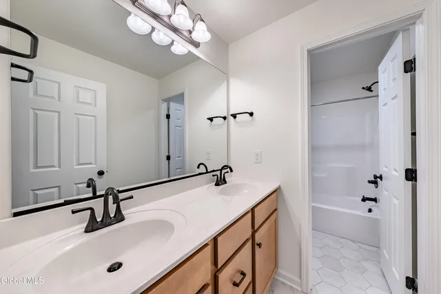 $749,900 | 40 Waterford Avenue East, Colonie, NY 12110