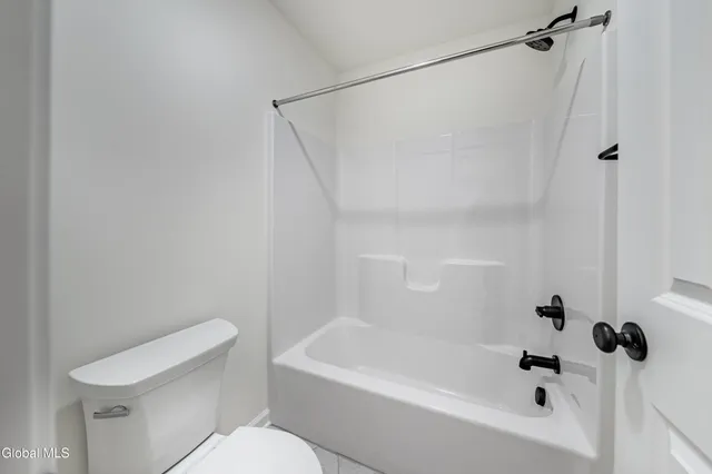 $749,900 | 40 Waterford Avenue East, Colonie, NY 12110