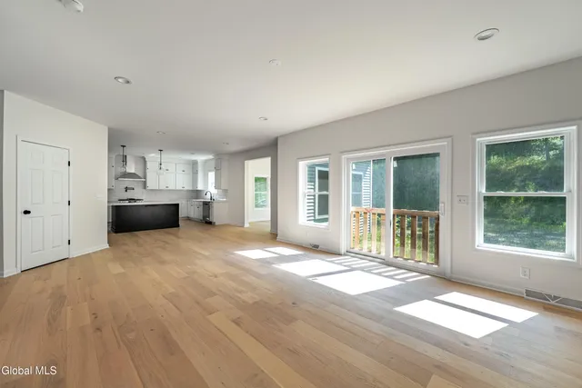 $749,900 | 40 Waterford Avenue East, Colonie, NY 12110