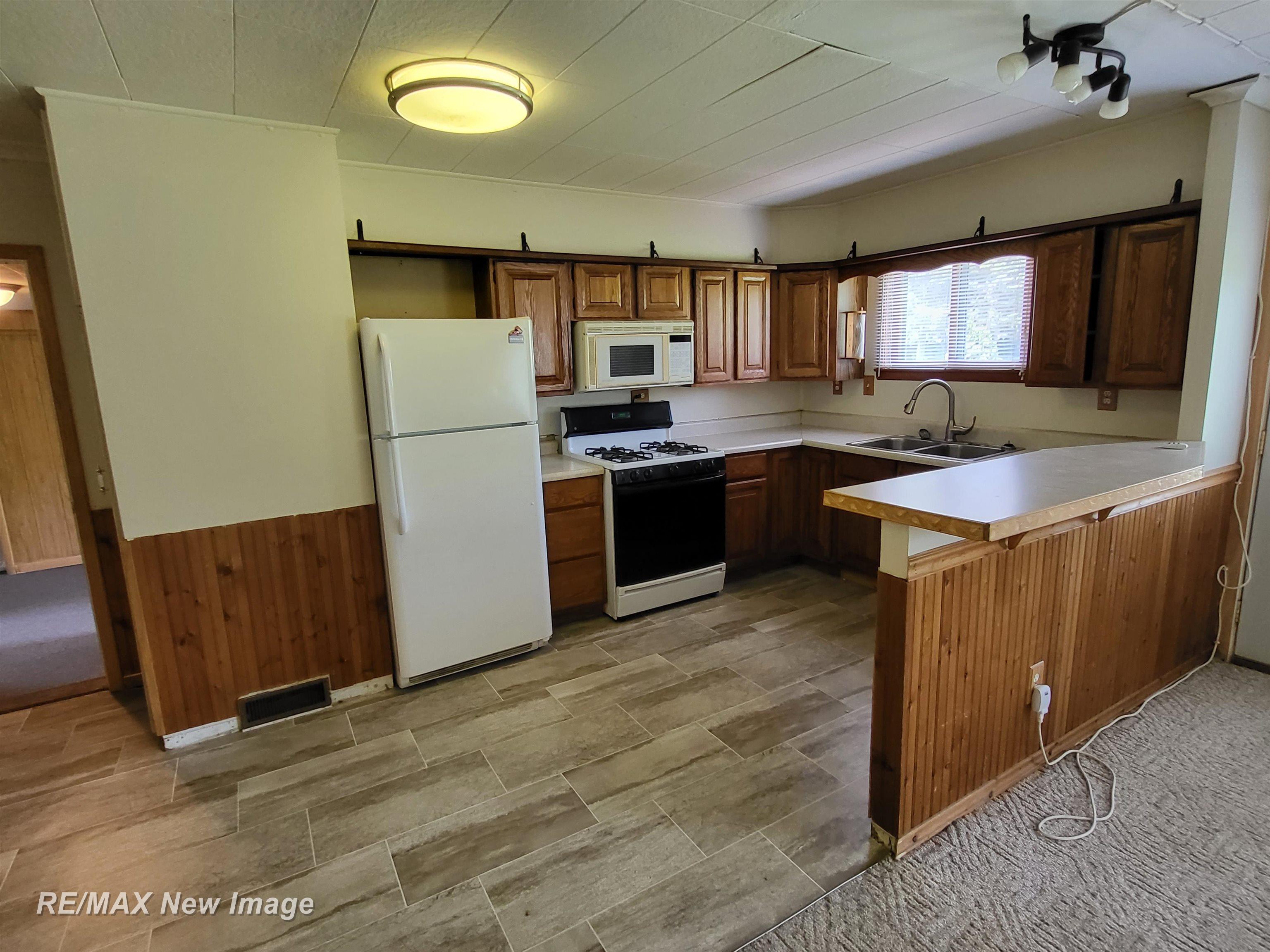 9801 Hill Road Reese, MI 48757 - Photo 4 of 30