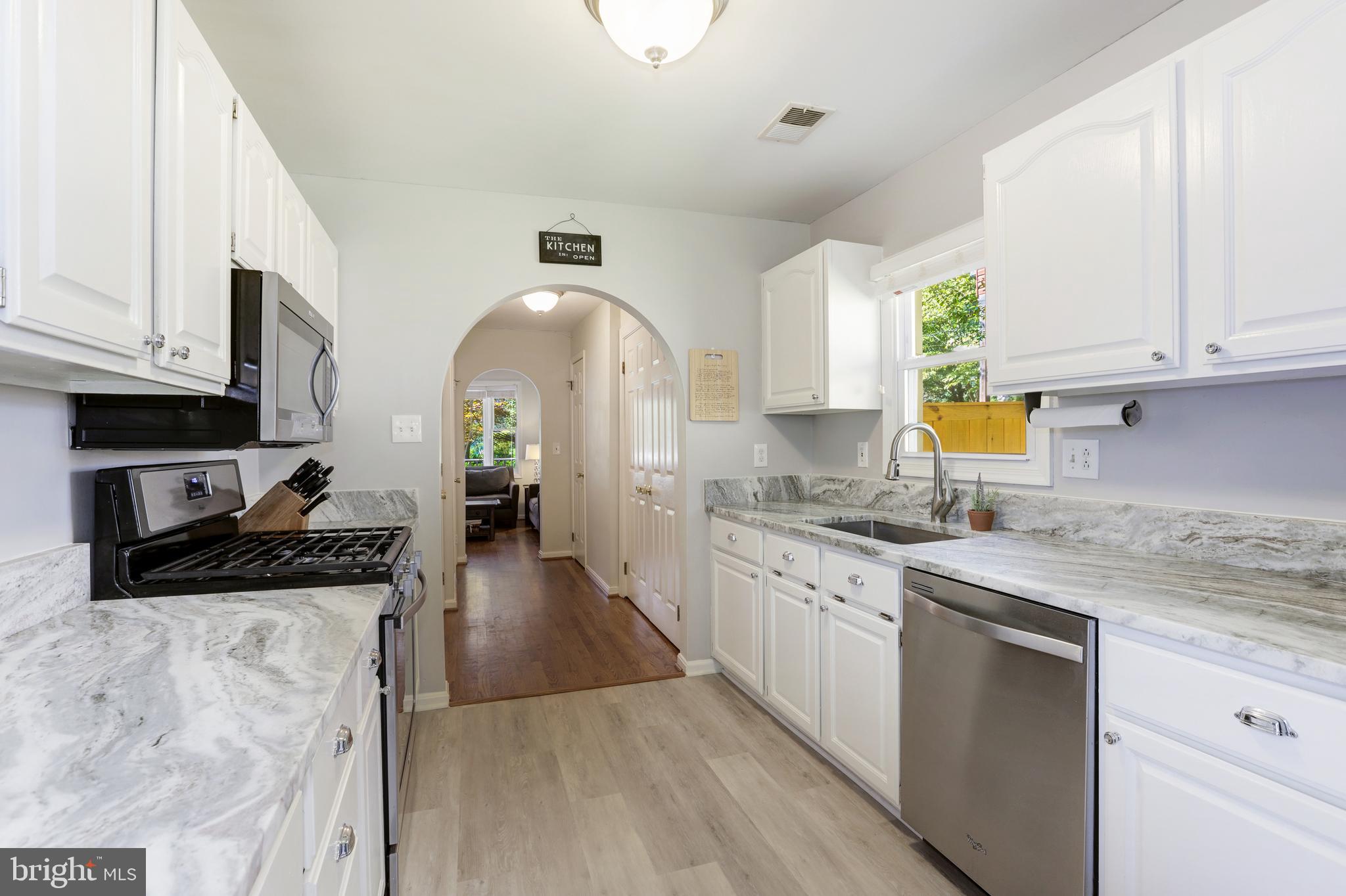 3208 Cofer Road Falls Church, VA 22042 - Photo 13 of 39 Gallery Image 13