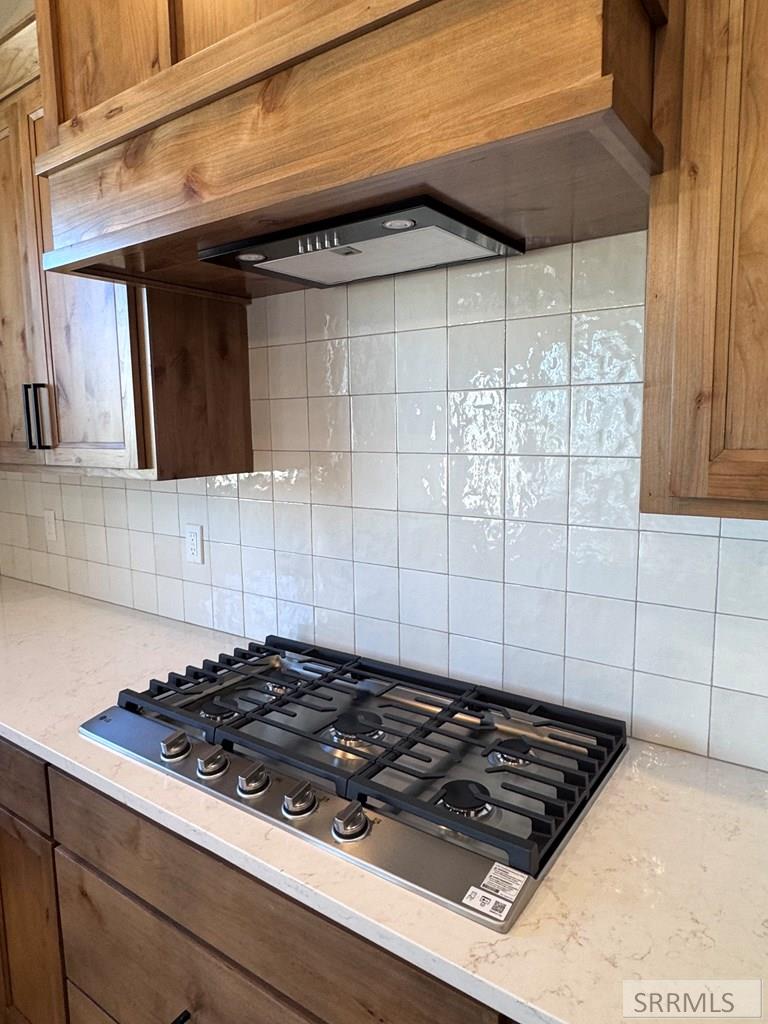 1770 Twilight Road Rexburg, ID 83440 - Photo 15 of 65 Stove top