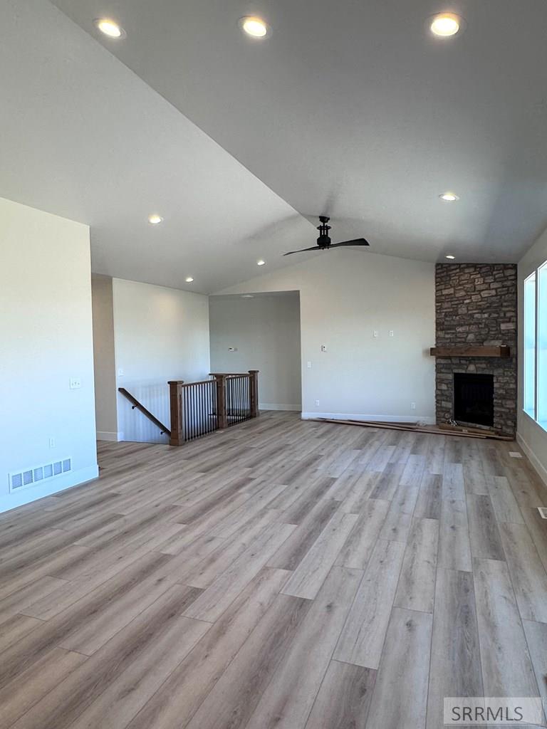 1770 Twilight Road Rexburg, ID 83440 - Photo 23 of 65 Living room