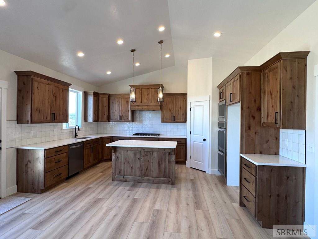 1770 Twilight Road Rexburg, ID 83440 - Photo 25 of 65 Kitchen